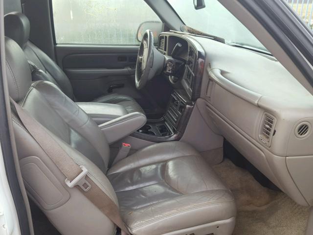 1GKEK63U33J150379 - 2003 GMC YUKON DENA WHITE photo 5