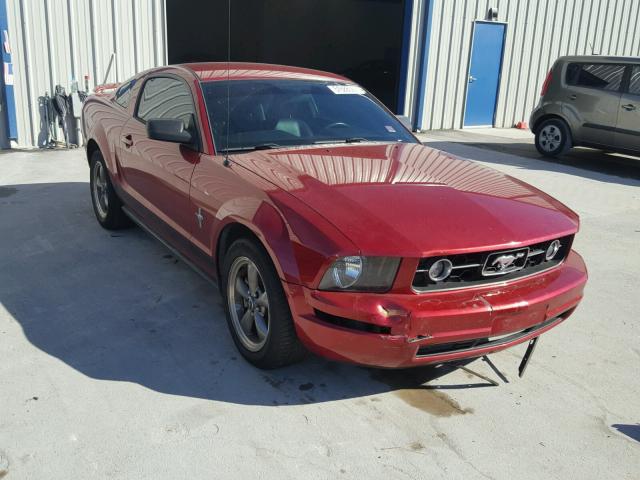 1ZVFT80N465177154 - 2006 FORD MUSTANG MAROON photo 1