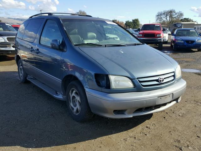 4T3ZF13C21U368663 - 2001 TOYOTA SIENNA LE BLUE photo 1