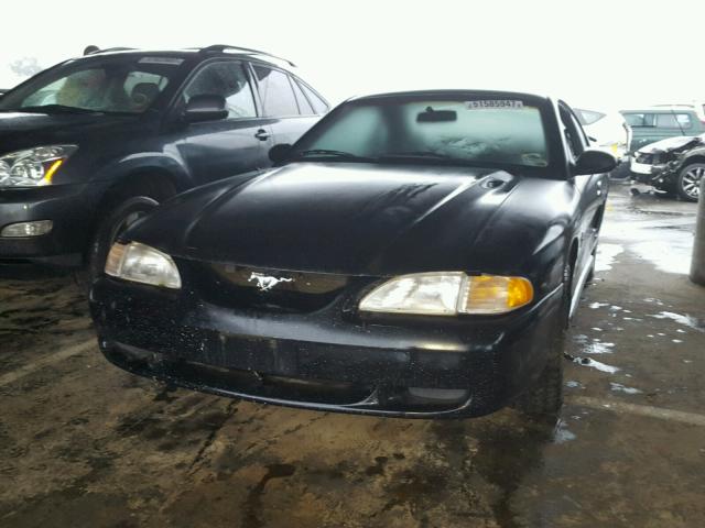 1FAFP4040WF151660 - 1998 FORD MUSTANG BLACK photo 2