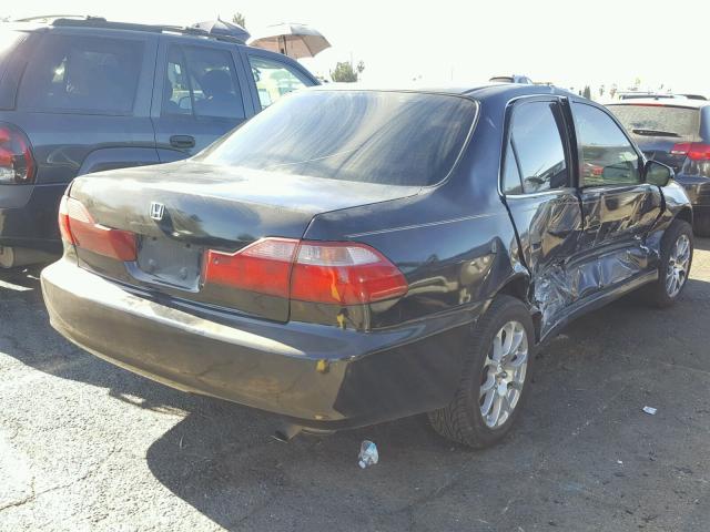 1HGCG5648WA063884 - 1998 HONDA ACCORD LX BLACK photo 4