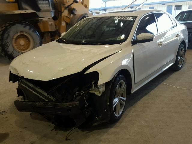 1VWCN7A31DC039715 - 2013 VOLKSWAGEN PASSAT SEL WHITE photo 2