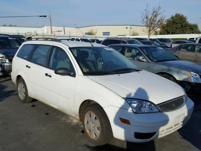 1FAHP36N87W192171 - 2007 FORD FOCUS ZXW WHITE photo 1