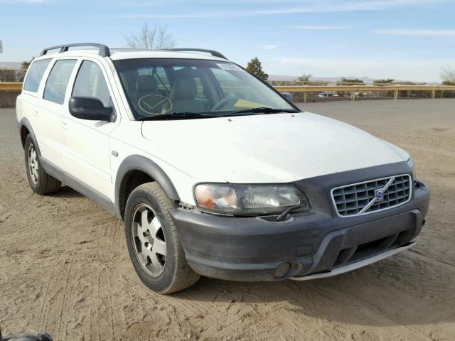 YV1SZ58D711034204 - 2001 VOLVO V70 XC WHITE photo 1