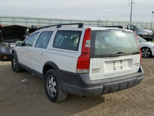 YV1SZ58D711034204 - 2001 VOLVO V70 XC WHITE photo 3