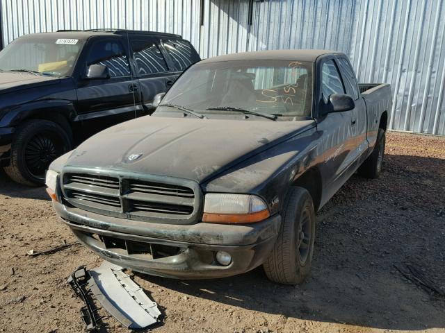 1B7GL22X3YS592425 - 2000 DODGE DAKOTA GREEN photo 2