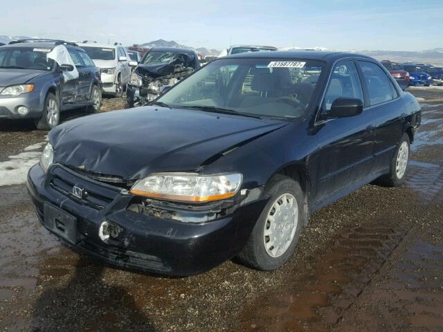 JHMCG56441C032075 - 2001 HONDA ACCORD LX BLACK photo 2