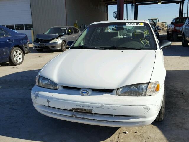 1Y1SK52852Z407244 - 2002 CHEVROLET GEO PRIZM 白色 照片 9