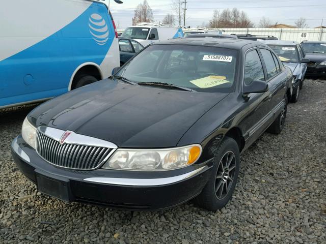 1LNHM97V61Y696021 - 2001 LINCOLN CONTINENTA BLACK photo 2