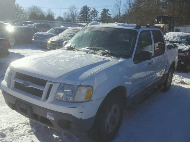 1FMZU77E03UA15984 - 2003 FORD EXPLORER S WHITE photo 2