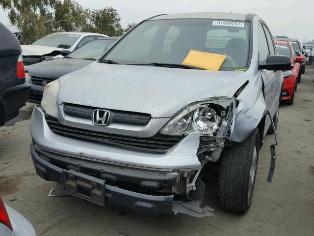 5J6RE38359L008772 - 2009 HONDA CR-V LX SILVER photo 2