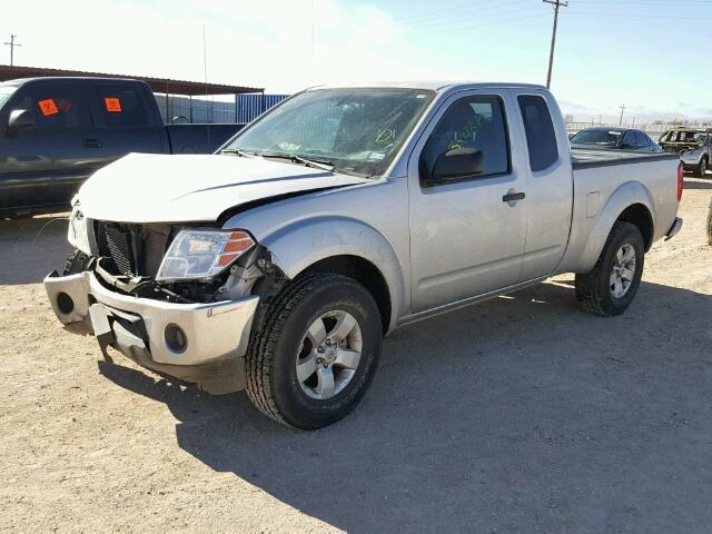 1N6AD0CU2BC403371 - 2011 NISSAN FRONTIER S SILVER photo 2