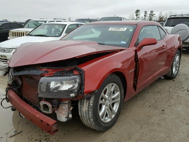 2G1FD1E3XF9108379 - 2015 CHEVROLET CAMARO LT RED photo 2