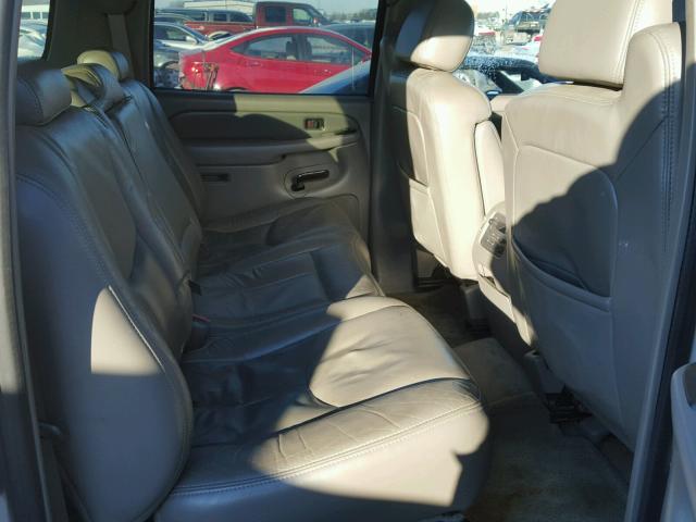 1GKFK66U04J236587 - 2004 GMC YUKON XL D SILVER photo 6