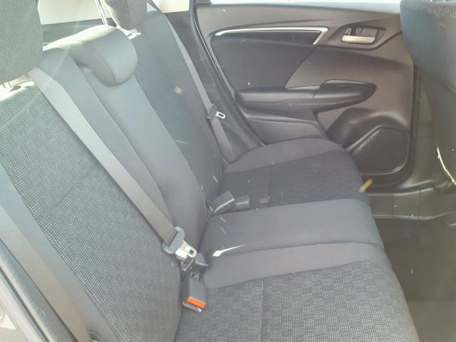 JHMGK5H55GS015869 - 2016 HONDA FIT LX رمادي صورة 6