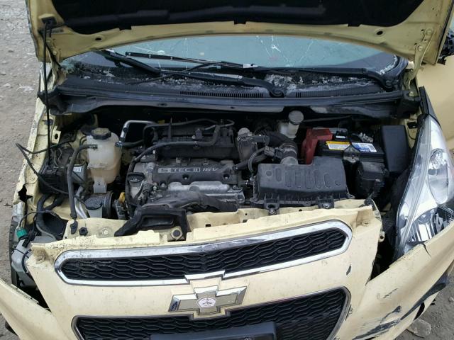 KL8CC6S99DC530547 - 2013 CHEVROLET SPARK 1LT Желтый фото 7
