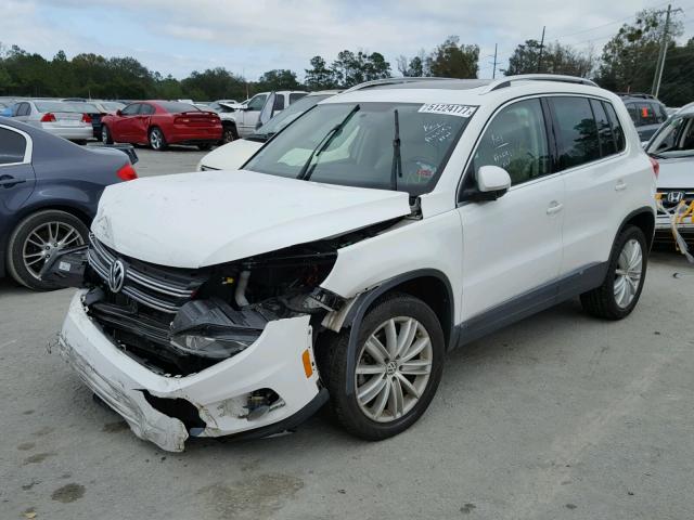 WVGAV3AX3DW625073 - 2013 VOLKSWAGEN TIGUAN S WHITE photo 2