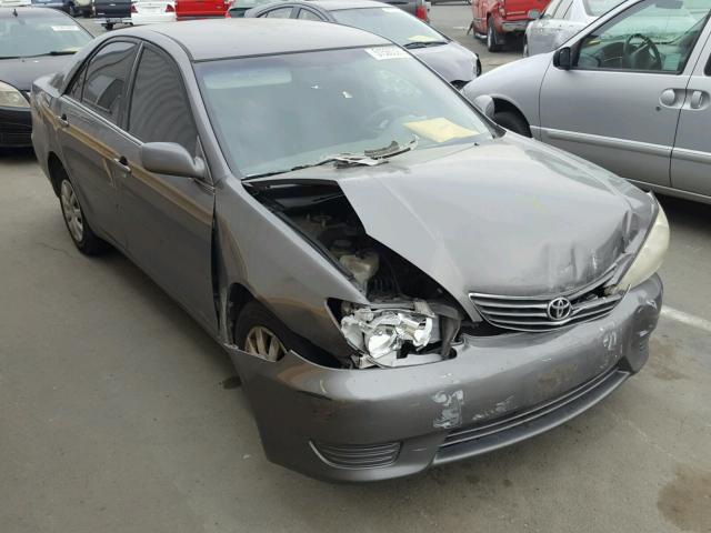 4T1BE32K95U637166 - 2005 TOYOTA CAMRY LE GRAY photo 1