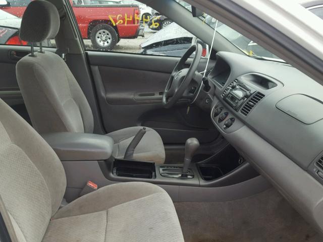 4T1BE32K23U118277 - 2003 TOYOTA CAMRY LE თაფლისფერი ფოტო 5