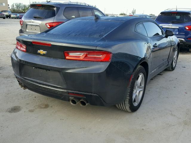 1G1FD1RS4H0112670 - 2017 CHEVROLET CAMARO LT GRAY photo 4