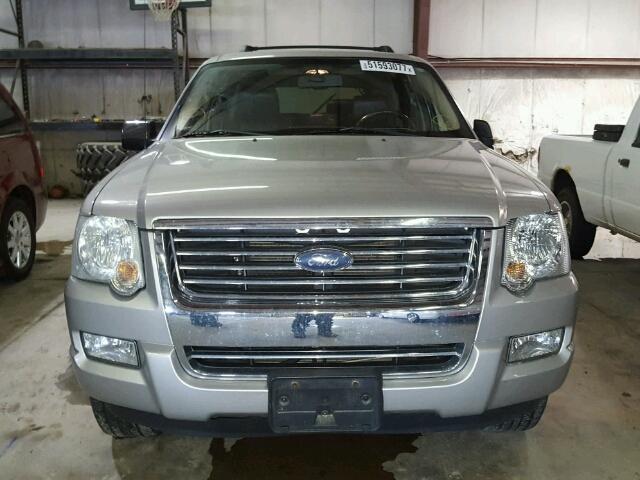 1FMEU75816ZA02602 - 2006 FORD EXPLORER L SILVER photo 9