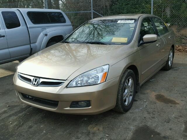 1HGCM56817A115918 - 2007 HONDA ACCORD EX GOLD photo 2