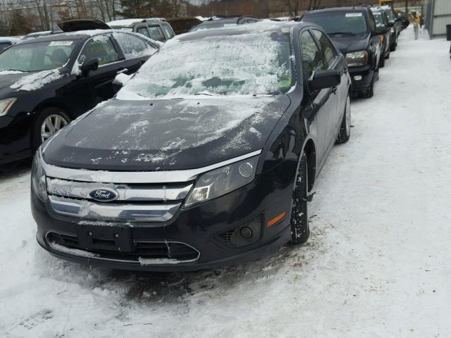 3FAHP0HA0BR136536 - 2011 FORD FUSION SE BLACK photo 2