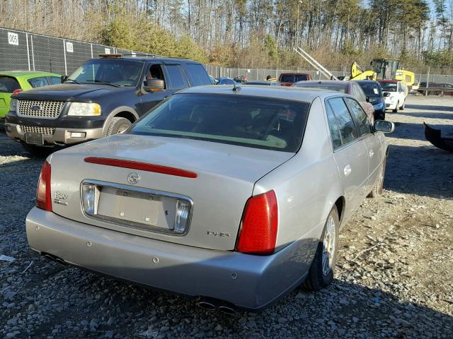 1G6KE57Y15U113719 - 2005 CADILLAC DEVILLE DH SILVER photo 4