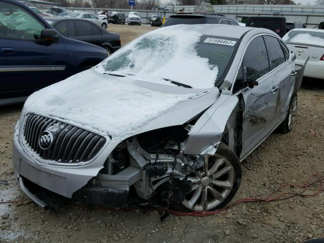 1G4PR5SK5C4146418 - 2012 BUICK VERANO CON SILVER photo 2