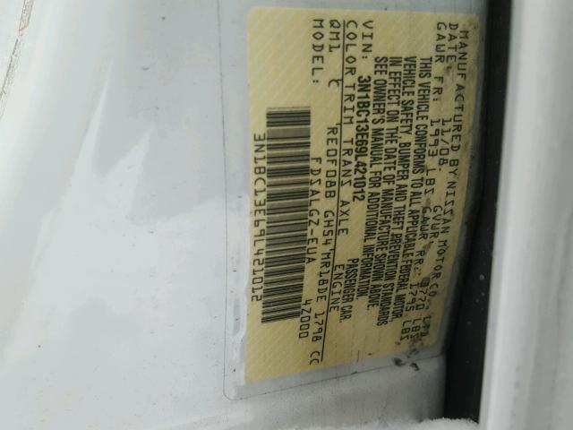 3N1BC13E69L421012 - 2009 NISSAN VERSA S WHITE photo 10