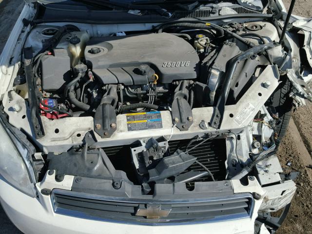 2G1WT58K489247522 - 2008 CHEVROLET IMPALA LT WHITE photo 7