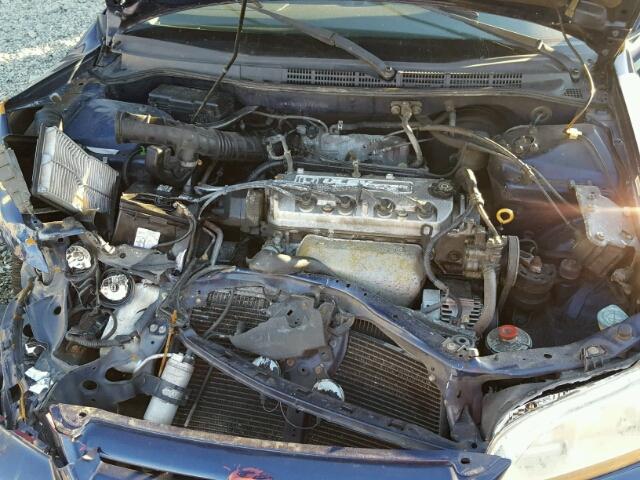 JHMCG66502C011904 - 2002 HONDA ACCORD LX BLUE photo 7