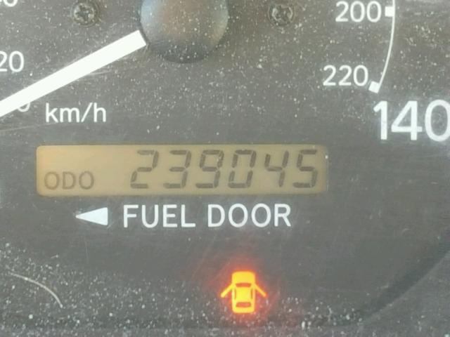 4T1BF28K2YU938669 - 2000 TOYOTA CAMRY LE 金色 照片 8