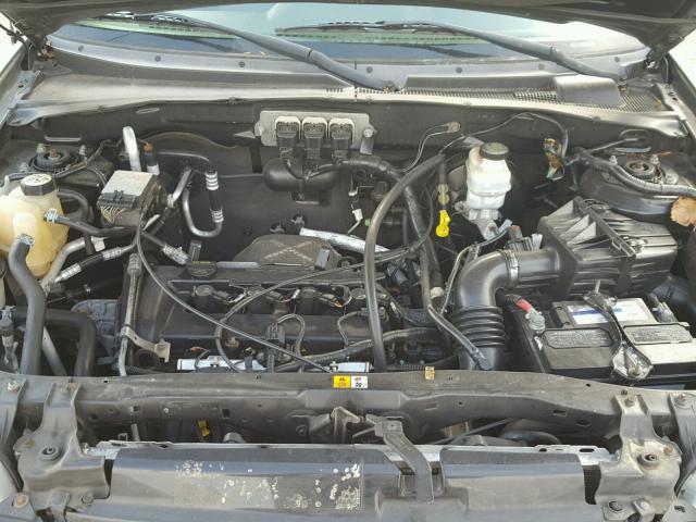 1FMYU02Z06KA25136 - 2006 FORD ESCAPE XLS GRAY photo 7