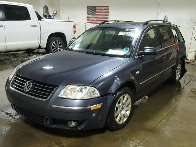 WVWVD63B63E463214 - 2003 VOLKSWAGEN PASSAT GLS GRAY photo 2