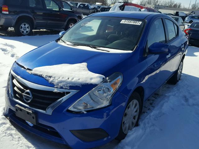 3N1CN7AP6FL882406 - 2015 NISSAN VERSA BLUE photo 2