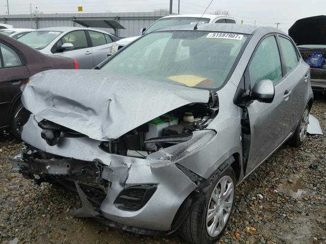 JM1DE1KZ4C0147530 - 2012 MAZDA MAZDA2 SILVER photo 2