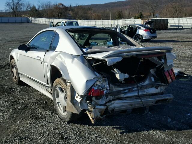 1FAFP404X3F429217 - 2003 FORD MUSTANG SILVER photo 3