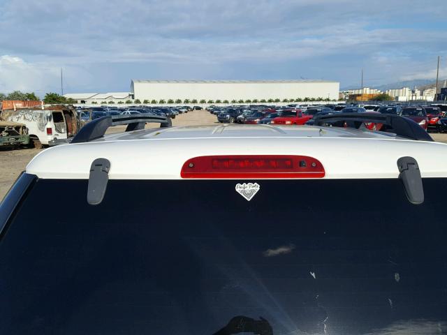 1FMZU62K84ZB30425 - 2004 FORD EXPLORER X WHITE photo 9