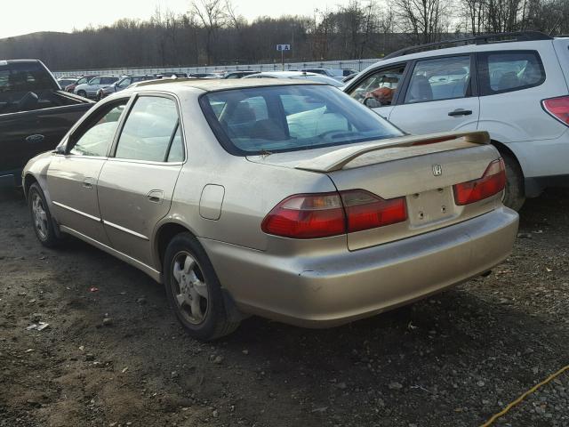 1HGCG5653YA133254 - 2000 HONDA ACCORD EX GOLD photo 3