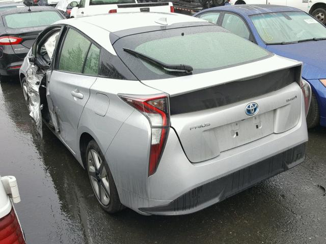 JTDKARFU9G3013777 - 2016 TOYOTA PRIUS SILVER photo 3