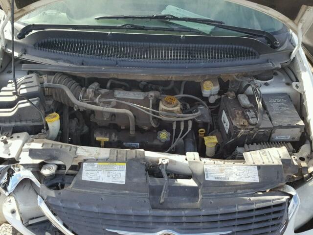 2C8GP54L23R113744 - 2003 CHRYSLER TOWN & COU WHITE photo 7