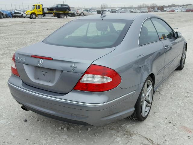 WDBTJ56H69F265051 - 2009 MERCEDES-BENZ CLK 350 GRAY photo 4