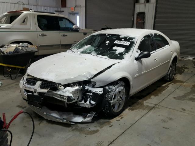 1B3EL46T05N642526 - 2005 DODGE STRATUS SX WHITE photo 2