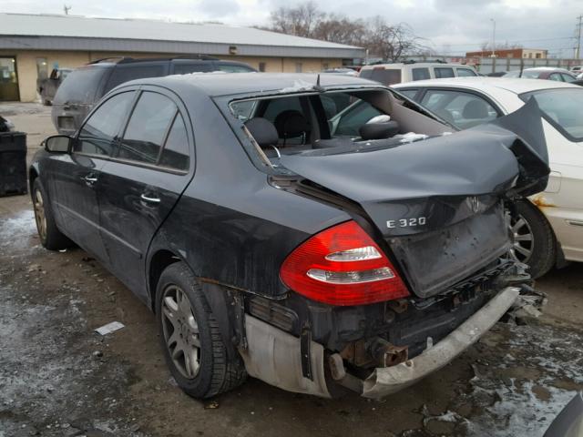 WDBUF65J43A179418 - 2003 MERCEDES-BENZ E 320 GRAY photo 3