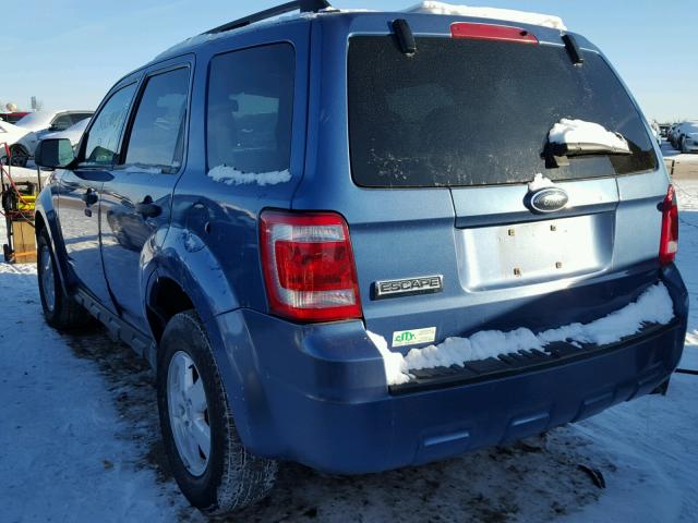 1FMCU03G69KD15179 - 2009 FORD ESCAPE XLT BLUE photo 3