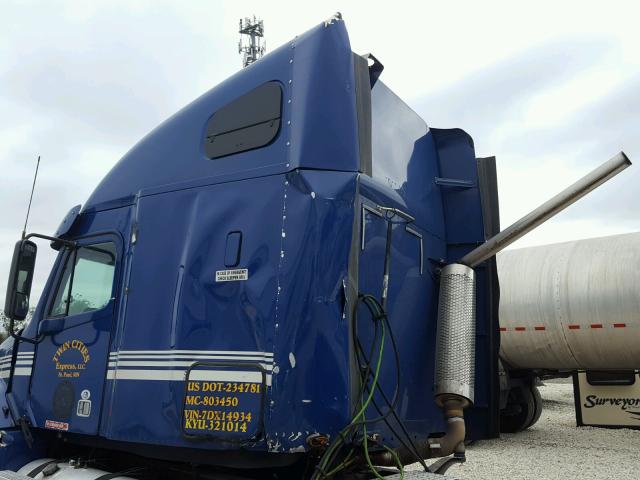 1FUJA6CK97DX14934 - 2007 FREIGHTLINER CONVENTION BLUE photo 9