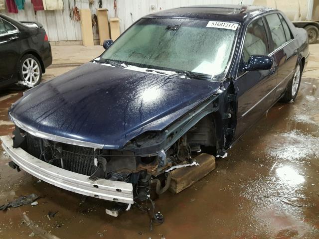 1G6KD57936U114139 - 2006 CADILLAC DTS BLUE photo 2