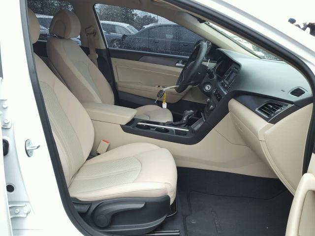 5NPE34AF5FH053604 - 2015 HYUNDAI SONATA SPO WHITE photo 5