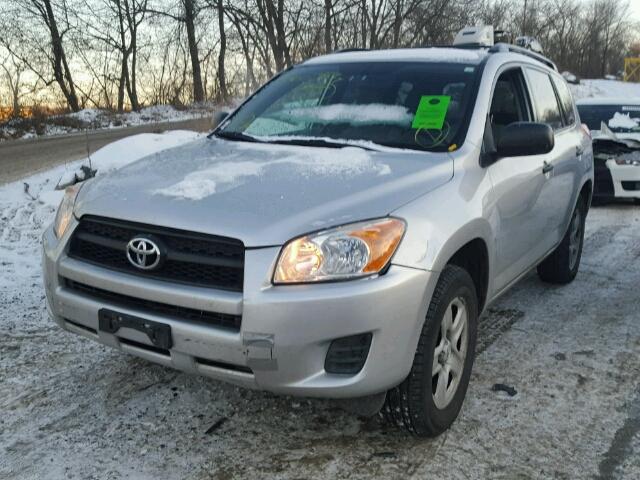 2T3BF4DV7BW112569 - 2011 TOYOTA RAV4 SILVER photo 2